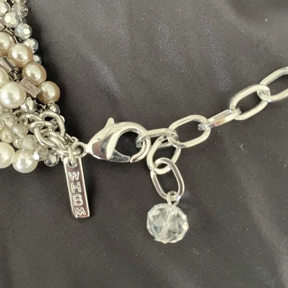 Stunning Pearl And Rhinestone Necklace - Picture 5 of 6